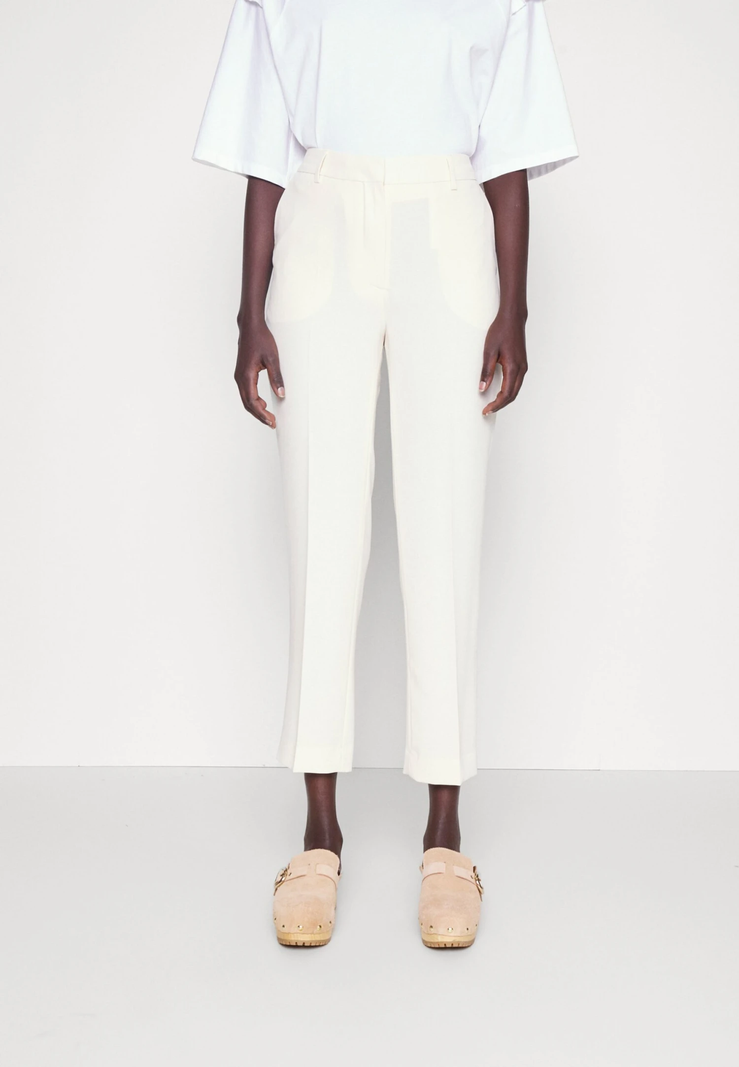 See By Chloé Chino - Light Ivory 3 See By Chloé Chino - Light Ivory