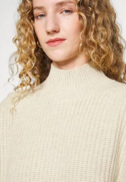 See By Chloé Pullover - Cloudy Cream -Chloé 05576b3b0deb4cfd9286b7dcb1bbe0a3