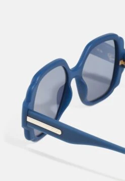 Chloé Lunettes De Soleil - Blue -Chloé 1dc8eb51345641a6a448f774533e81ab