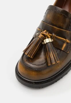 See By Chloé Skyie - Escarpins À Plateforme - Dark Yellow 15 See By Chloé Skyie - Escarpins À Plateforme - Dark Yellow -Chloé 347f754d541147009f7f7f1d379deec8