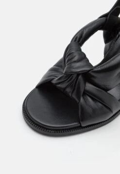 See By Chloé Spencer - Sandales À Talons Hauts - Black 13 See By Chloé Spencer - Sandales À Talons Hauts - Black -Chloé 37e9097bb9ce4e27855a859343830be5