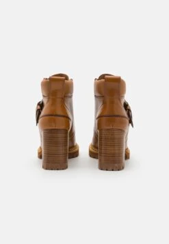 See By Chloé Willow Buckle - Boots À Talons - Light/Pastel Brown 12 See By Chloé Willow Buckle - Boots À Talons - Light/Pastel Brown -Chloé 3b3987fdce4f49c1b75127a3654b4640