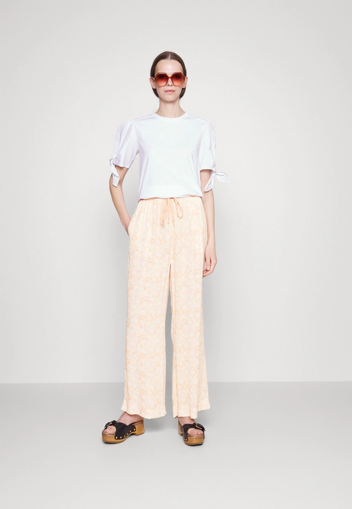 See By Chloé Pantalon Classique - Pink 3 See By Chloé Pantalon Classique - Pink – Image 2