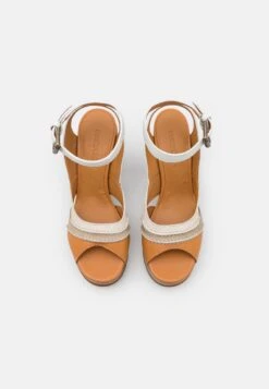 See By Chloé June - Sandales À Plateforme - Beige 13 See By Chloé June - Sandales À Plateforme - Beige -Chloé 4eba32e37d574d2fa81e8fafb85efe77