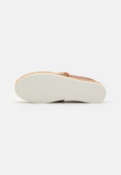 See By Chloé Glyn - Espadrilles - Tan 14 See By Chloé Glyn - Espadrilles - Tan -Chloé 536989948cf64abf9227711531e92b2d
