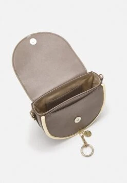 See By Chloé Mara - Sac Bandoulière - Motty Grey -Chloé 59a6e5c73f204c12b9daee0364cd04f4