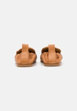 See By Chloé Hana - Mocassins - Tan 12 See By Chloé Hana - Mocassins - Tan -Chloé 660ca39839e343c79db985c35f2540da