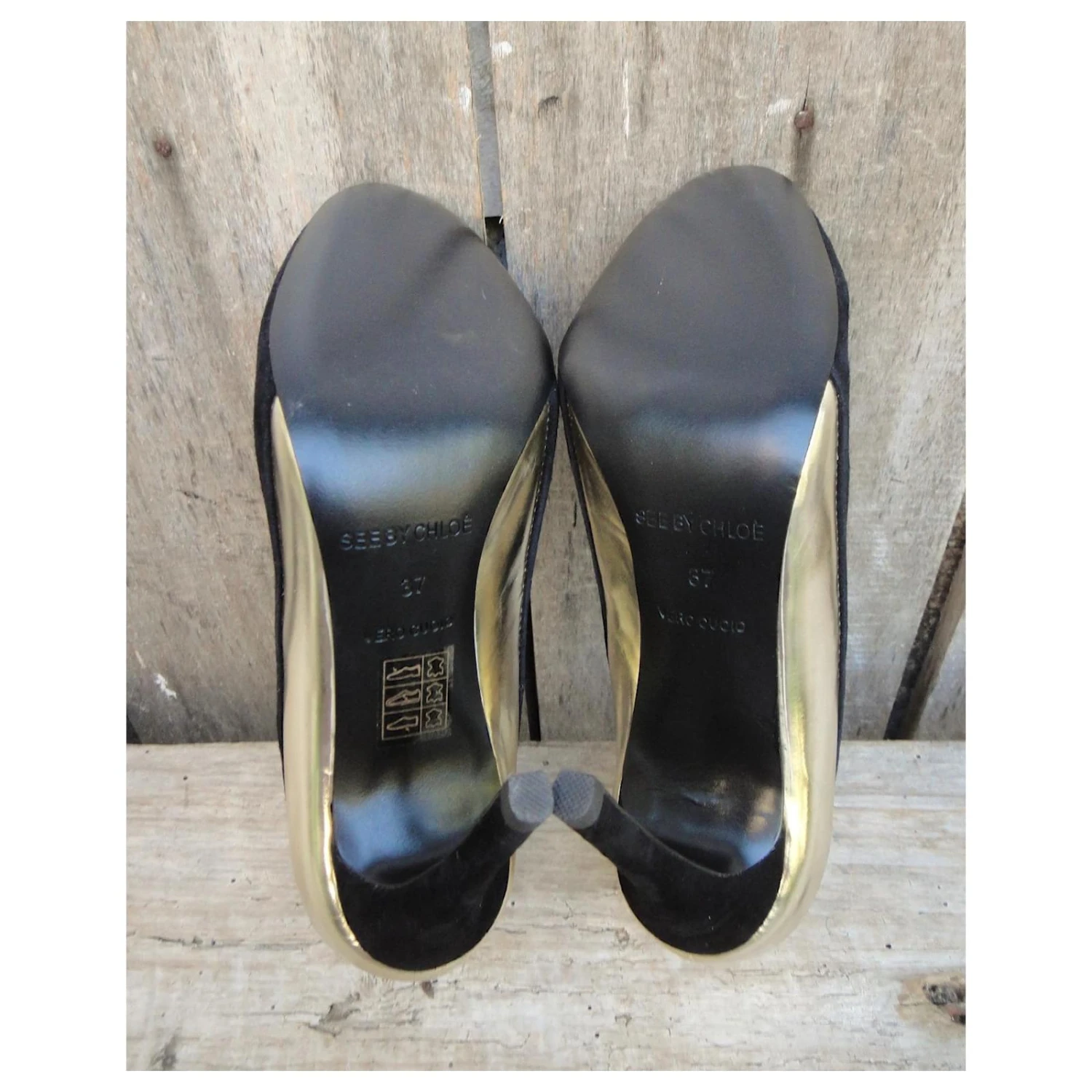 Escarpins See By Chloé P 37 état Neuf Noir Doré 7 Escarpins See By Chloé P 37 état Neuf Noir Doré – Image 5