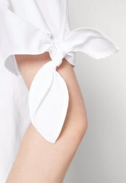 See By Chloé T-Shirt Basique - White -Chloé 79599848cd2549dd97792e44cc7eb9b7