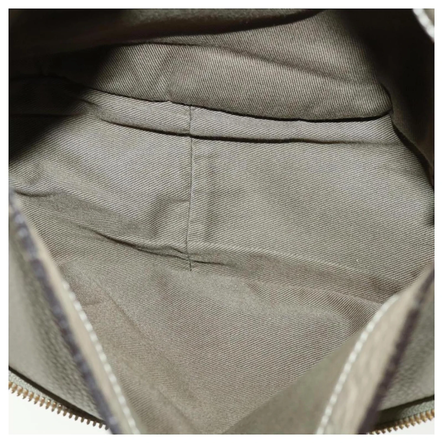 Chloé Sac Bandoulière Cuir Gris Auth Am3860 12 Chloé Sac Bandoulière Cuir Gris Auth Am3860 – Image 10