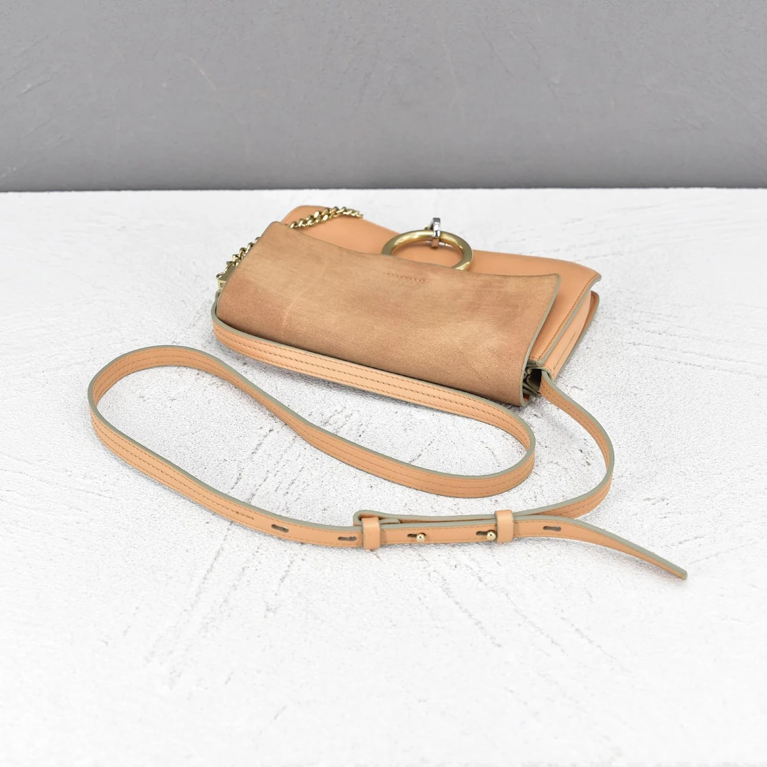 Chloé Petit Sac Porté épaule Faye En Daim Et Cuir Beige 9 Chloé Petit Sac Porté épaule Faye En Daim Et Cuir Beige – Image 7