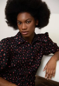 See By Chloé Robe Chemise - Black/Red -Chloé 856fc746c8c0431faef4999ed8ea672e