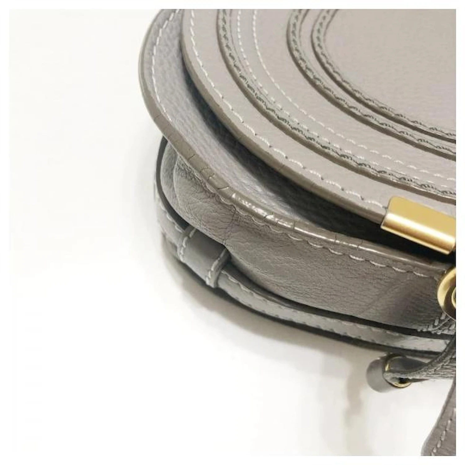 Chloé Mini Sac à Bandoulière Rond Marcie Gris 7 Chloé Mini Sac à Bandoulière Rond Marcie Gris – Image 5