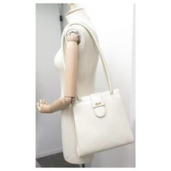 Chloé VINTAGE SAC A MAIN CHLOE EN CUIR ECRU PORTE EPAULE LEATHER HAND BAG Écru 16 Chloé VINTAGE SAC A MAIN CHLOE EN CUIR ECRU PORTE EPAULE LEATHER HAND BAG Écru -Chloé 881664 5