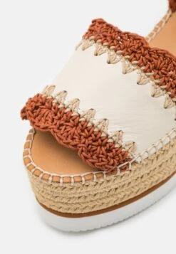 See By Chloé Glyn Flatform - Espadrilles - Tan 15 See By Chloé Glyn Flatform - Espadrilles - Tan -Chloé 9064296f3b6f4c518bff4e03dd7f76e3