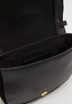 See By Chloé Hana - Sac Bandoulière - Black 13 See By Chloé Hana - Sac Bandoulière - Black -Chloé a0e405874eb248e783baf79a3b5bbbbd