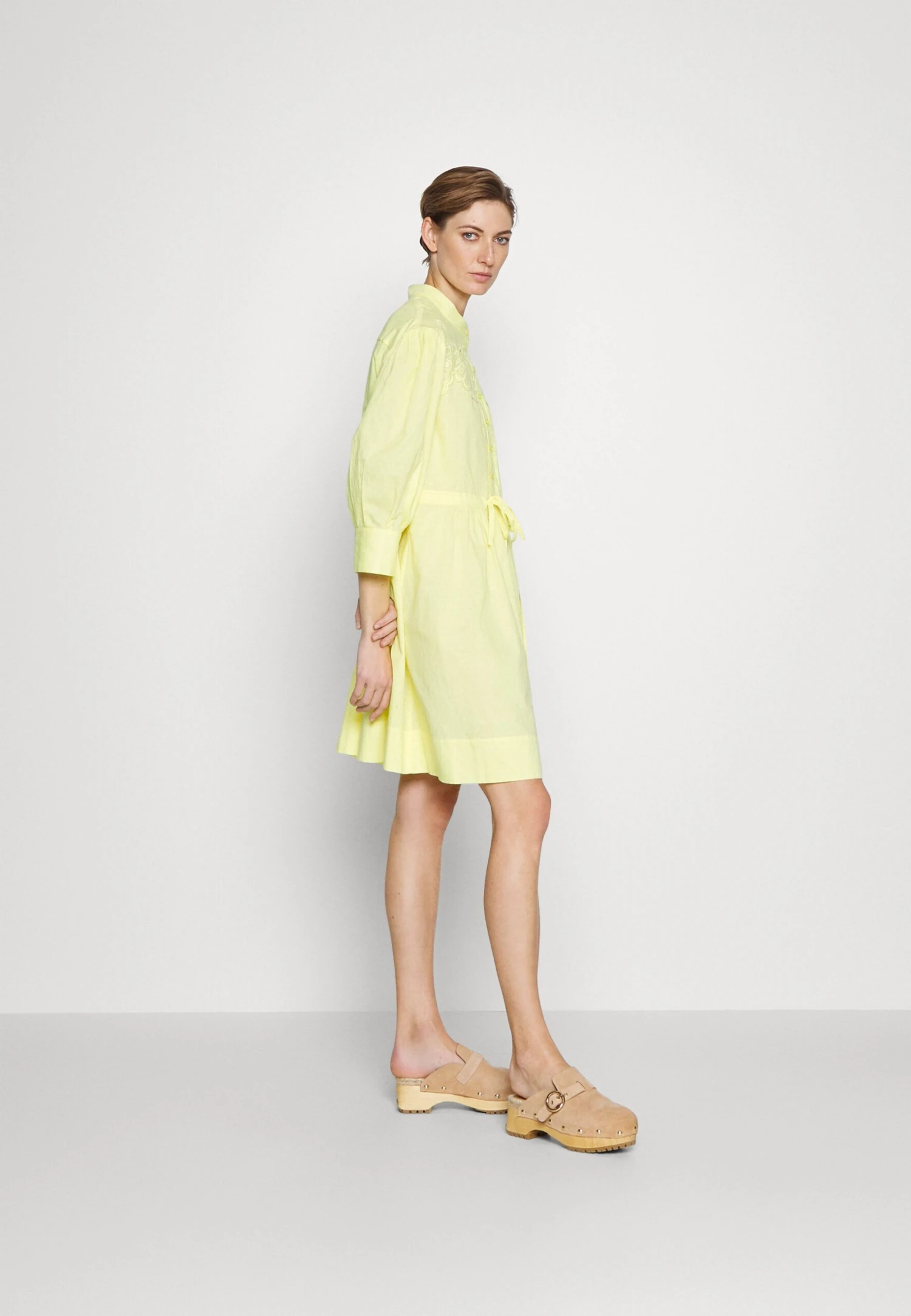 See By Chloé Robe De Soirée - Goldy Green 4 See By Chloé Robe De Soirée - Goldy Green – Image 2