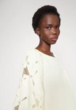 See By Chloé T-Shirt À Manches Longues - White Pink -Chloé c2bdb40f7d8d46b9a379f032b6e7afcb