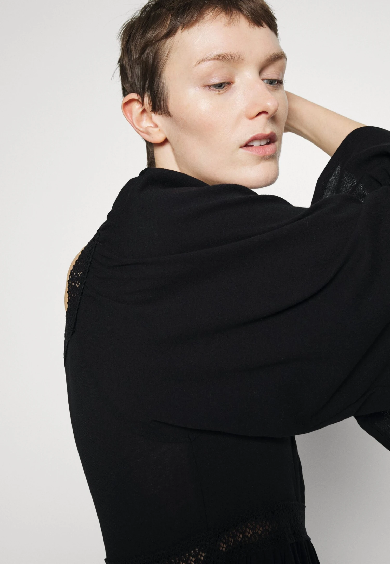 See By Chloé Robe En Jersey - Black 7 See By Chloé Robe En Jersey - Black – Image 5