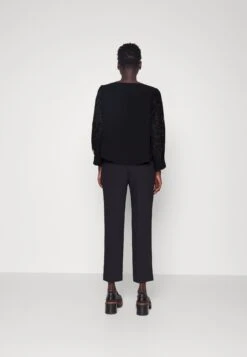 See By Chloé T-Shirt À Manches Longues - Black 12 See By Chloé T-Shirt À Manches Longues - Black -Chloé cf356f6b8c9f492496121224841a5a29