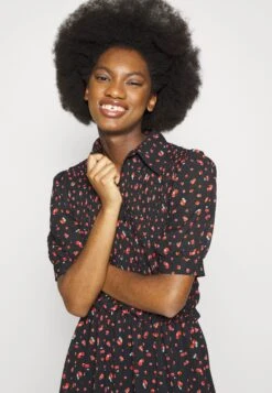 See By Chloé Robe Chemise - Black/Red -Chloé de70a695752c4448a9834ac4d9e79dc6