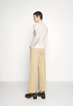 See By Chloé Chino - Jungle Brown 9 See By Chloé Chino - Jungle Brown -Chloé dfdeb4310a234c75b808e08c2c36be97