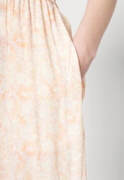 See By Chloé Pantalon Classique - Pink 10 See By Chloé Pantalon Classique - Pink -Chloé e8057853180249eb8af6d77c473c0129