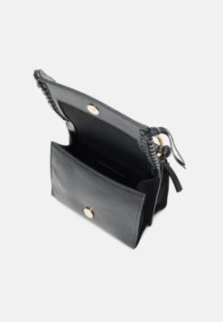 See By Chloé Tilda - Sac Bandoulière - Black 8 See By Chloé Tilda - Sac Bandoulière - Black -Chloé f08c14c875814ff39ffe704c448dc031