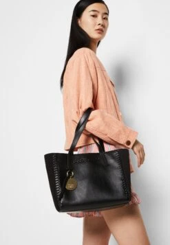 See By Chloé Tilda - Sac À Main - Black 11 See By Chloé Tilda - Sac À Main - Black -Chloé fda693fa778d4e5682bf98eda1766ba2